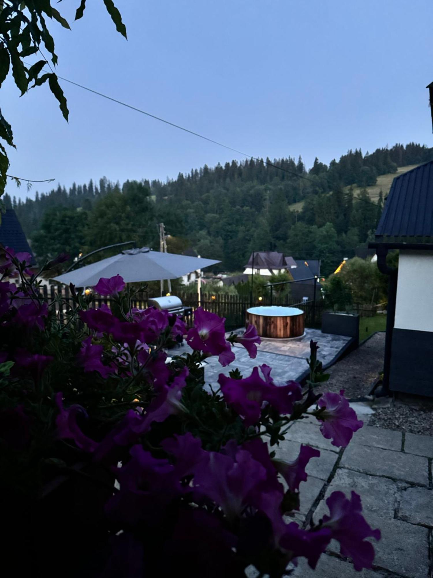 U Mlynorza Lägenhet Suche Exteriör bild